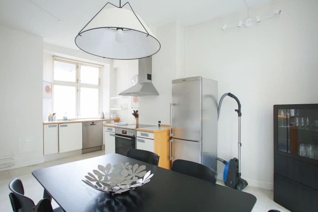 Large & Bright 3Br Apartment W Whirlpool Near Metro Копенгаген Экстерьер фото