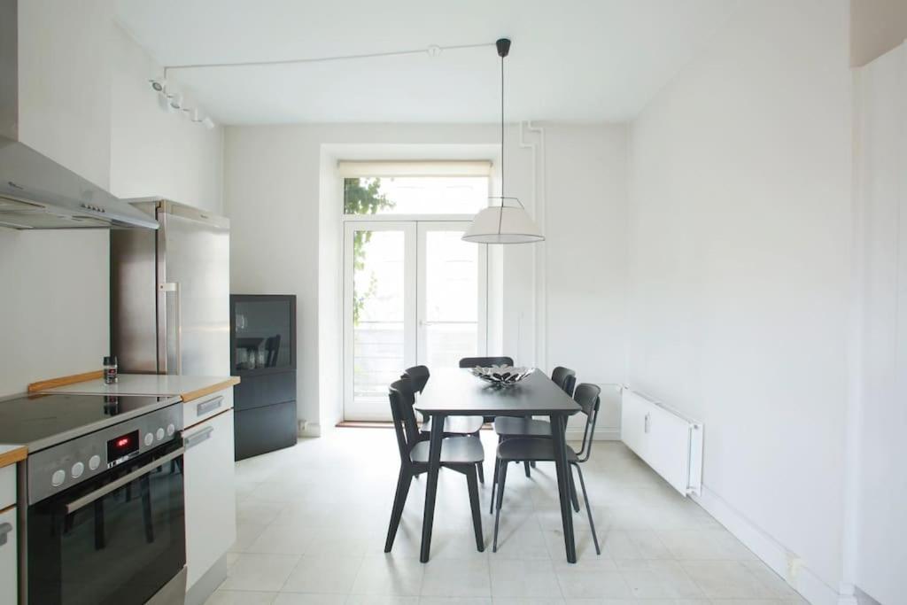 Large & Bright 3Br Apartment W Whirlpool Near Metro Копенгаген Экстерьер фото